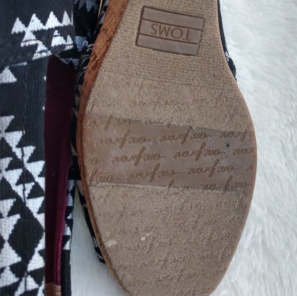 Tom's Black White Peep toe Corkscrew Wedges 7W - Picture 3 of 8